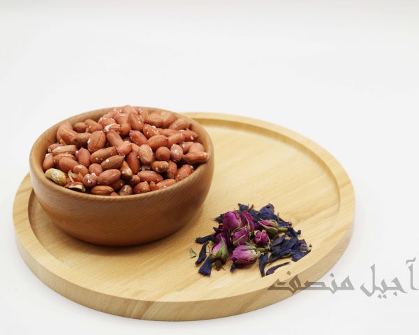 بادام زمینی آستانه