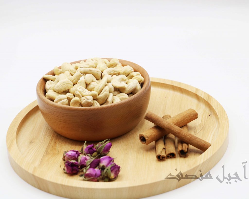 بادام هندی خام