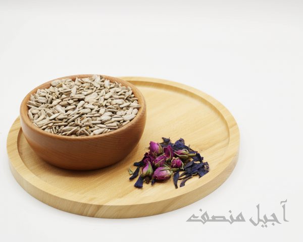 مغز تخمه خام افتاب گردان