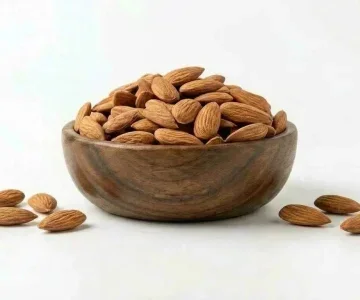 بادام مامائی درشت خام
